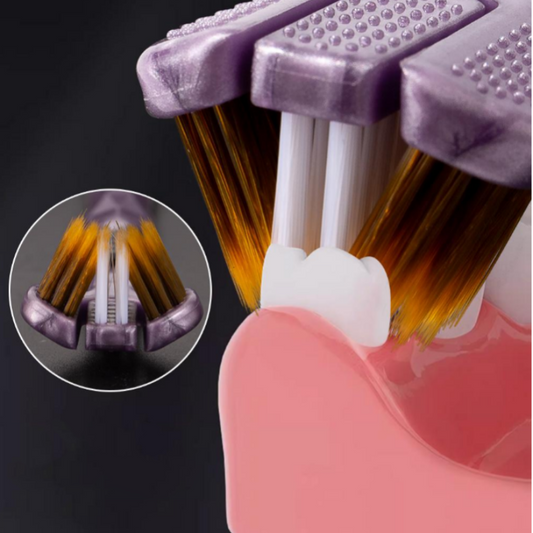 🦷 Szczoteczka do zębów ma trzy główki i można jej używać pod kilkoma kątami
