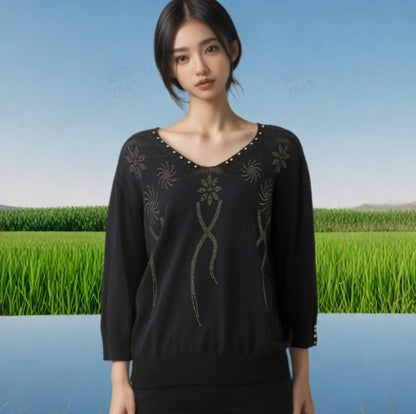 💖Damski sweter w stylu vintage z koralikami i dekoltem w serek