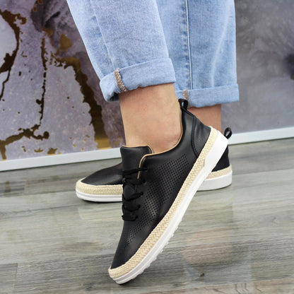 Czarne ażurowe tenisówki damskie sportowe espadryle Minis