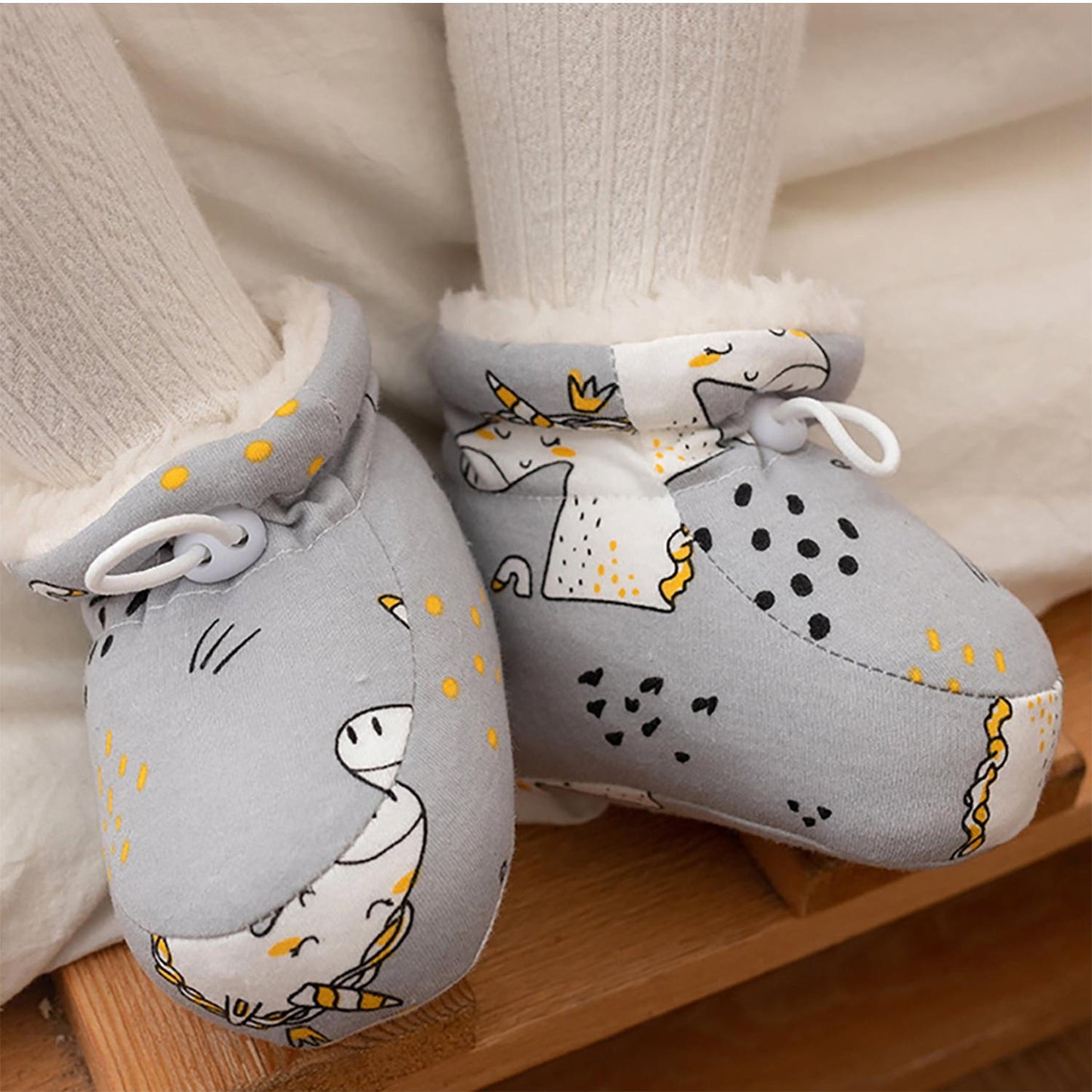 🔥 Ograniczona czasowo promocja – 50% zniżki ❄️ Ciepłe, futrzane buciki dla niemowląt 👶💕