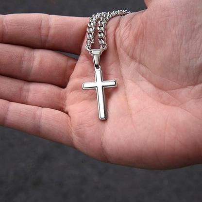 ⛓️ TERAZ 50% ZNIŻKI! ✝️ Męski naszyjnik krzyżyk ze stali nierdzewnej - ponadczasowy symbol, trwałe materiały i opakowanie prezentowe