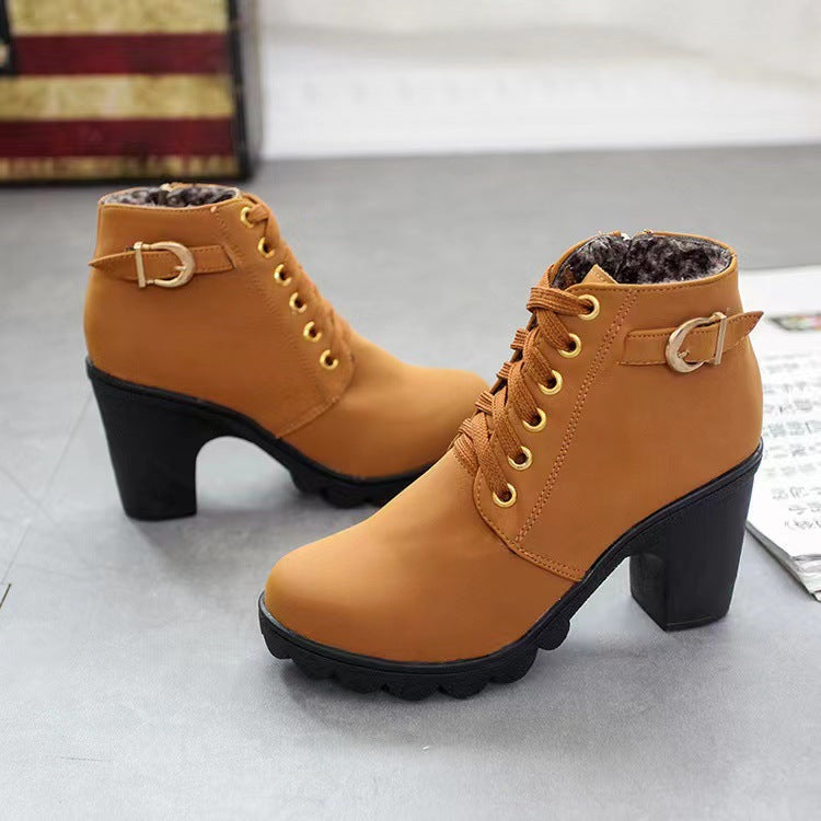 Damskie buty na grubym obcasie
