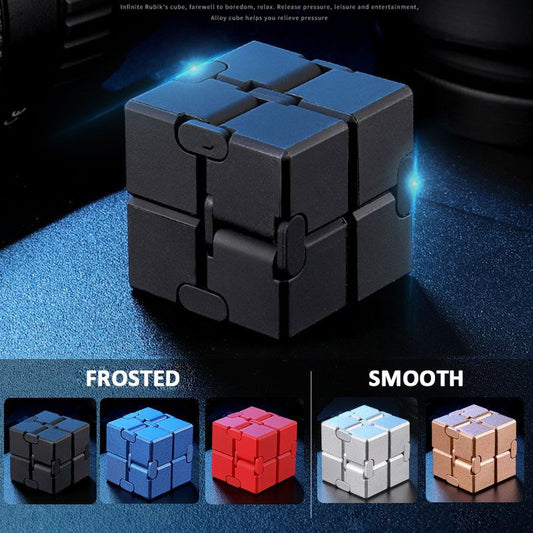 Infinite Cube – Uwolnij nieograniczoną zabawę!