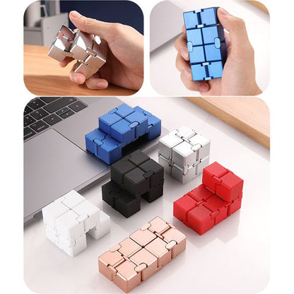 Infinite Cube – Uwolnij nieograniczoną zabawę!